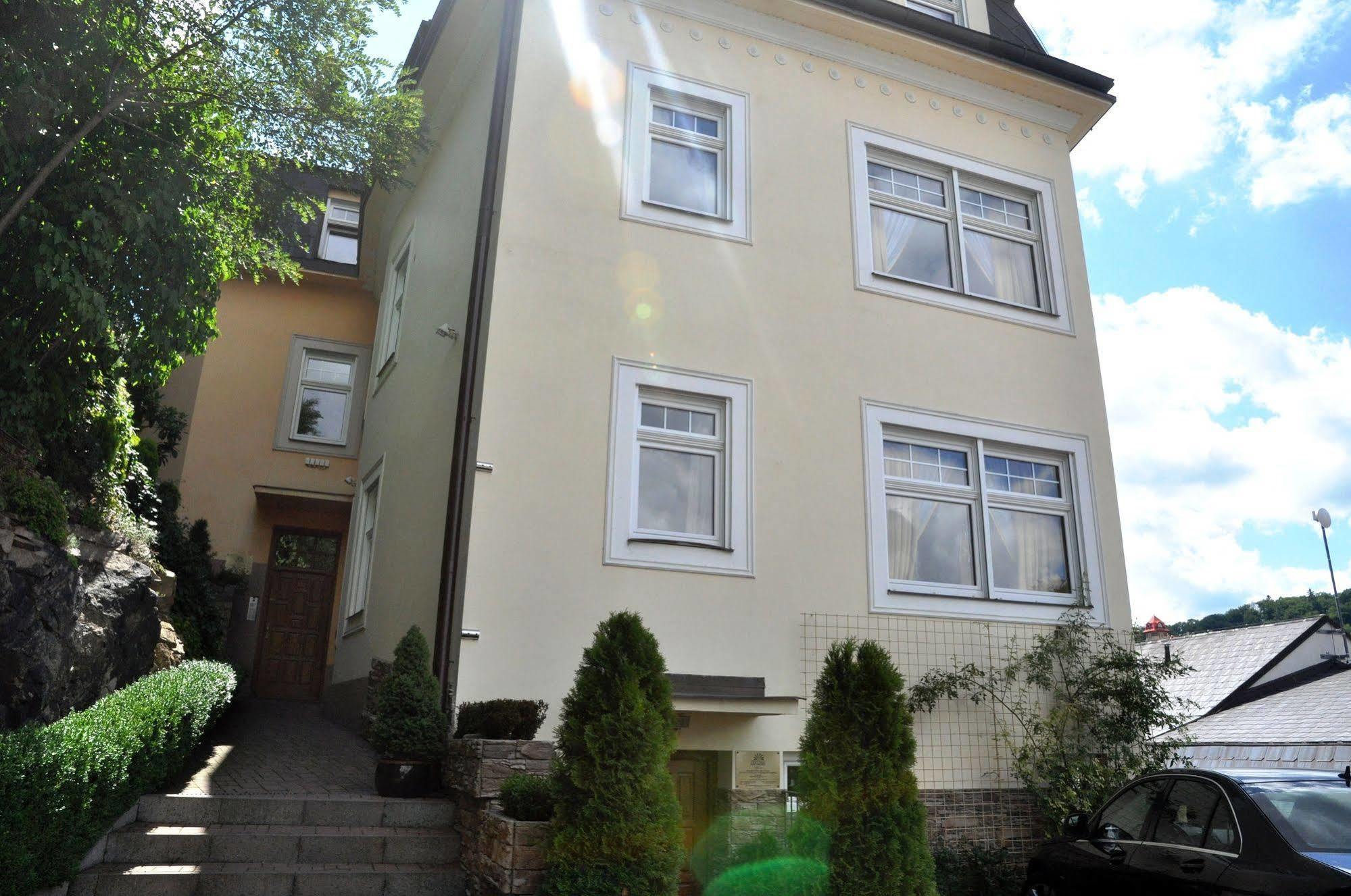 Festival Apartment Karlovy Vary Exterior photo
